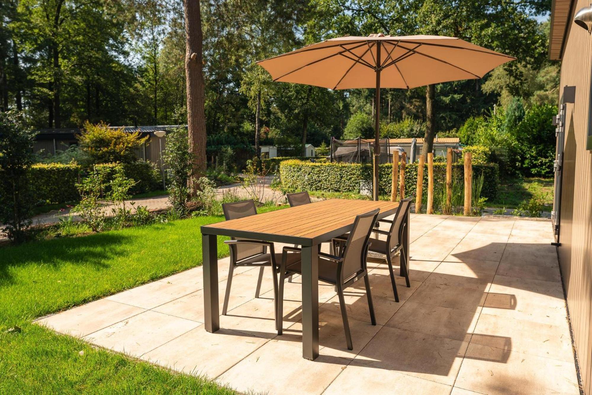 Veluwepark De Bosgraaf | Comfort Met Hottub Lieren Rom bilde